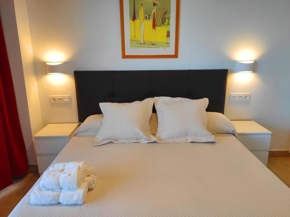 Beachfront -- New Luxury Apartment -- 1ª Linea Playa -- Fuengirola City Center -- Private Parking -- Panoramic Sea Views -- Экстерьер фото