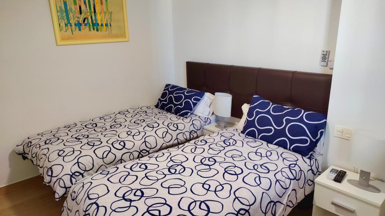 Beachfront -- New Luxury Apartment -- 1ª Linea Playa -- Fuengirola City Center -- Private Parking -- Panoramic Sea Views -- Экстерьер фото